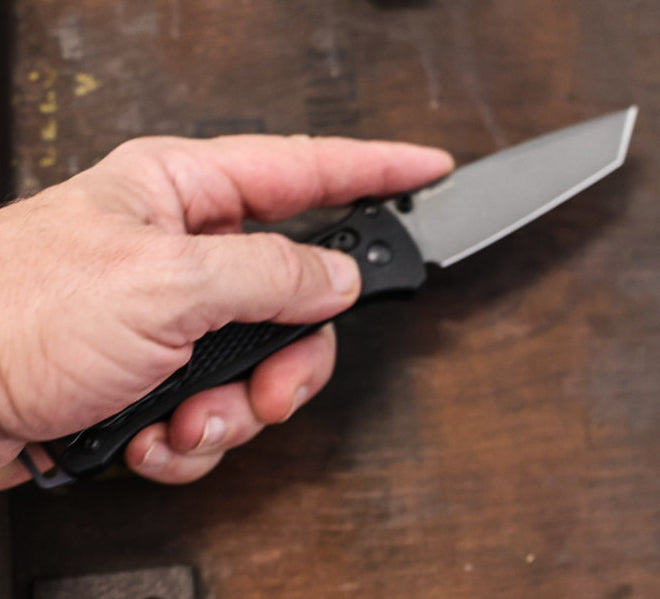 BENCHMADE: Bailout, Tanto