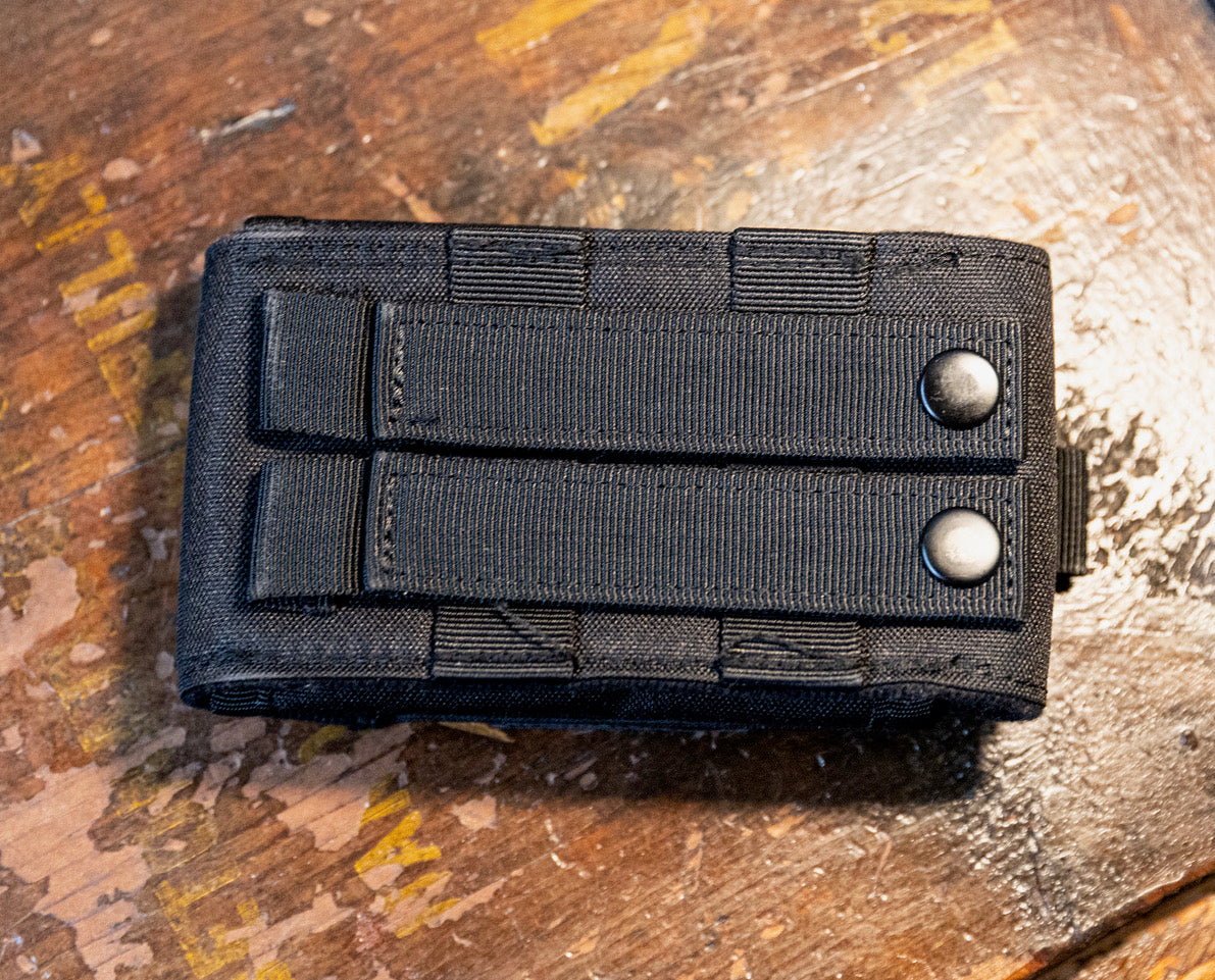 DOUBLE CELL PHONE POUCH (BLACK)