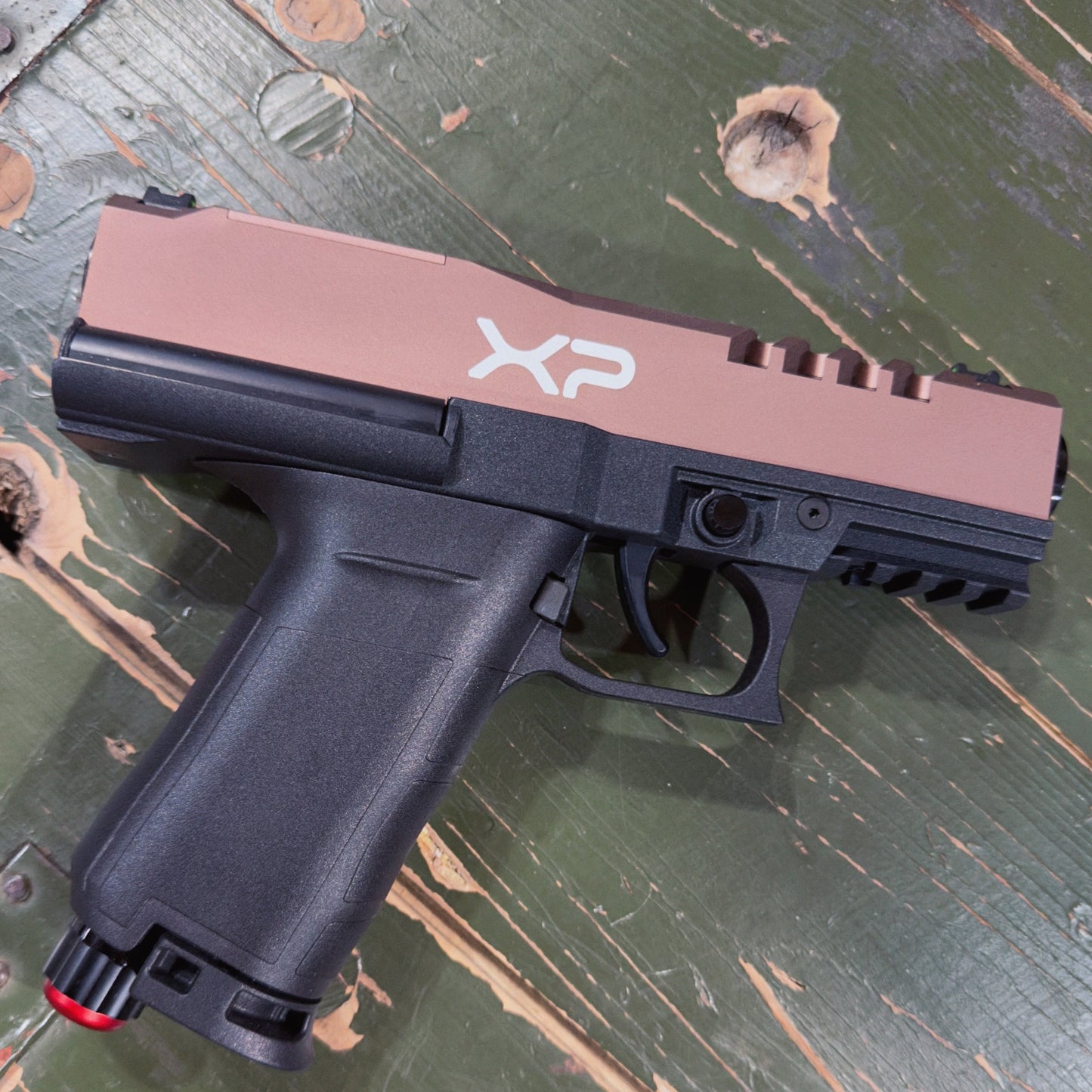 EG CANADA: First Strike XP Bundle (2 Mags, 1 pack of 5 CO₂ 12 Gram, 1 pack of 100 balls)