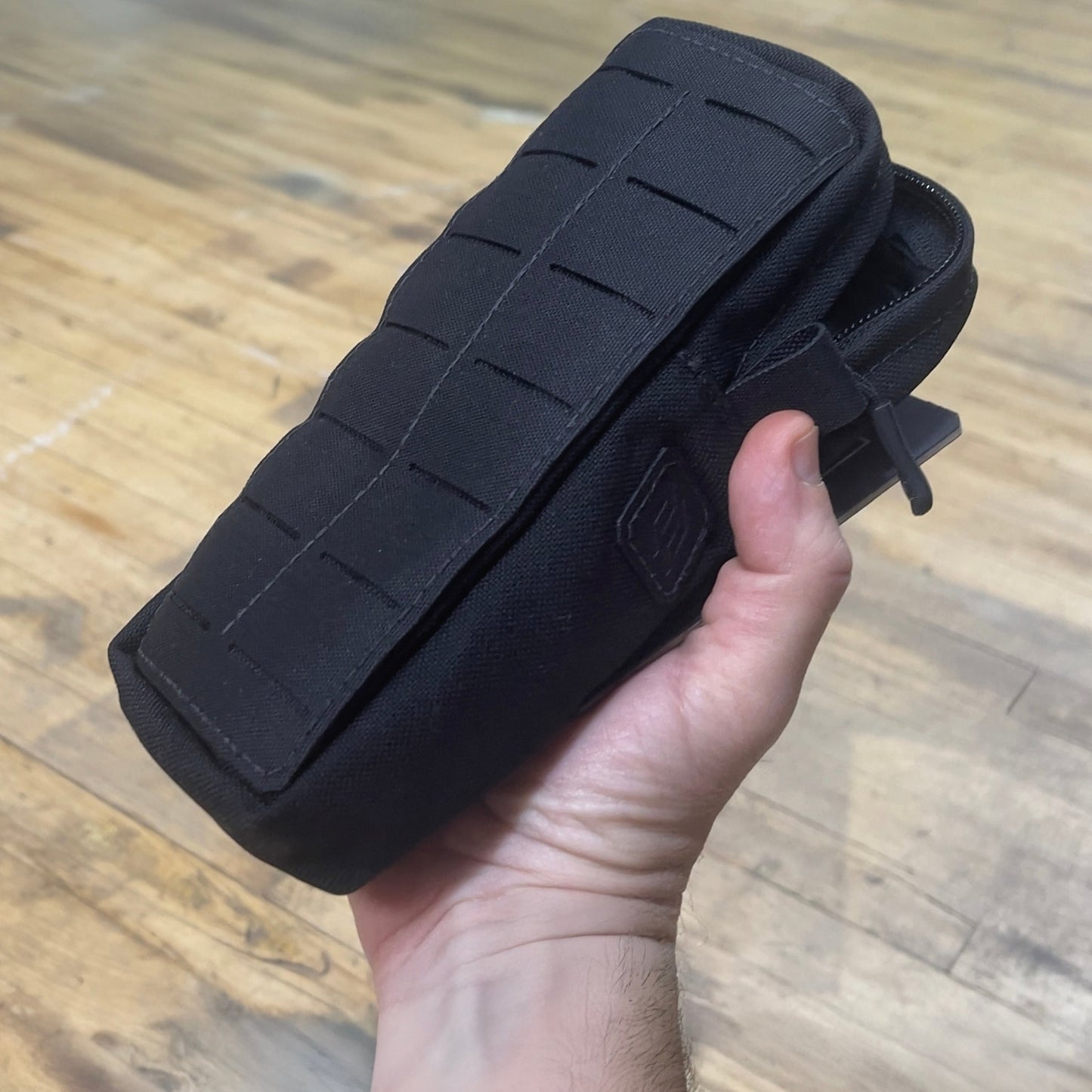 LORICA EQUIPMENT: Vertical Utility Pouch 3x7