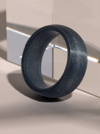 QALO: Men's Tungsten Satin Silicone Ring