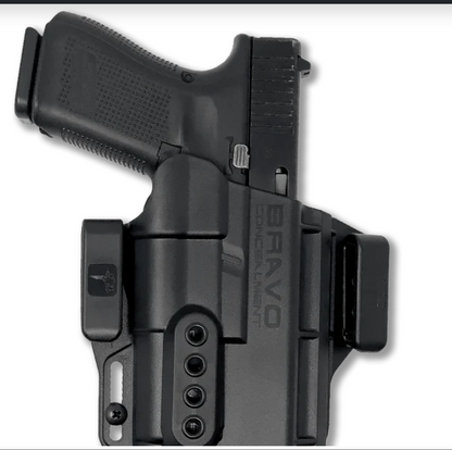 BRAVO CONCEALMENT: IWB Holster for Glock 19,17 Streamlight TLR-1 HL, Torsion