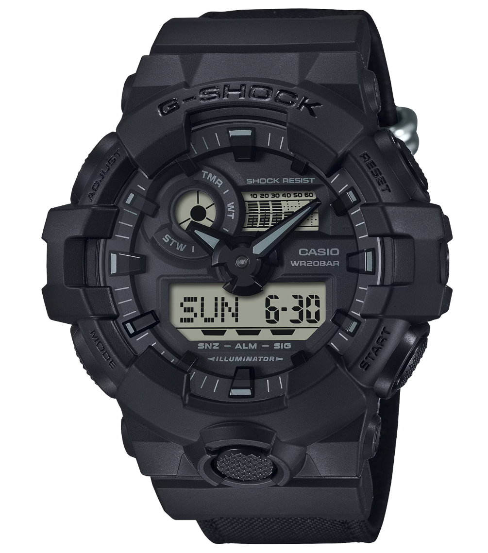 CASIO G-SHOCK: GA700BCE-1A, Street-Smart Edition