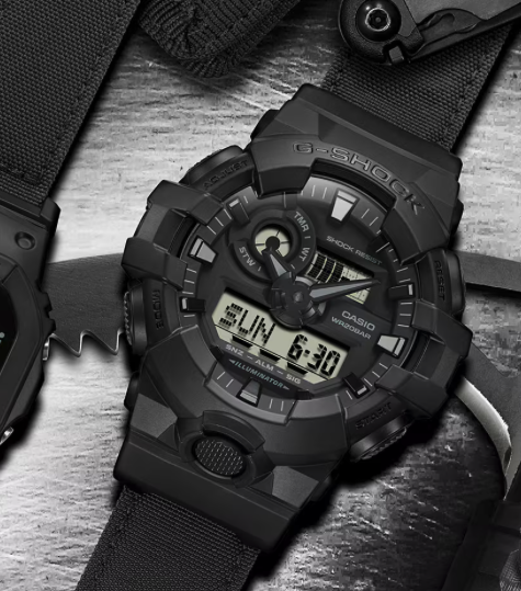 CASIO G-SHOCK: GA700BCE-1A, Street-Smart Edition