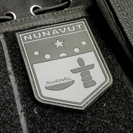 TACTICAL INNOVATIONS: Nunavut Territorial Shield PVC Patch – Multicolour Collection