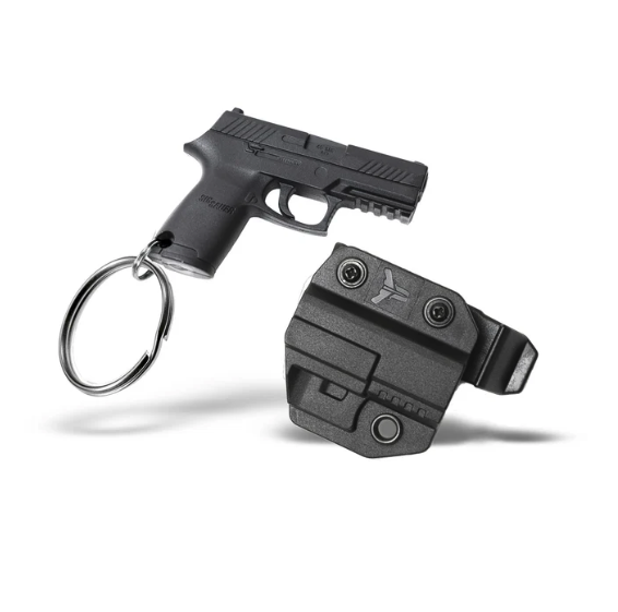 BLADE-TECH: Holster/Firearm Keychain (Revolver or Sig P320C)