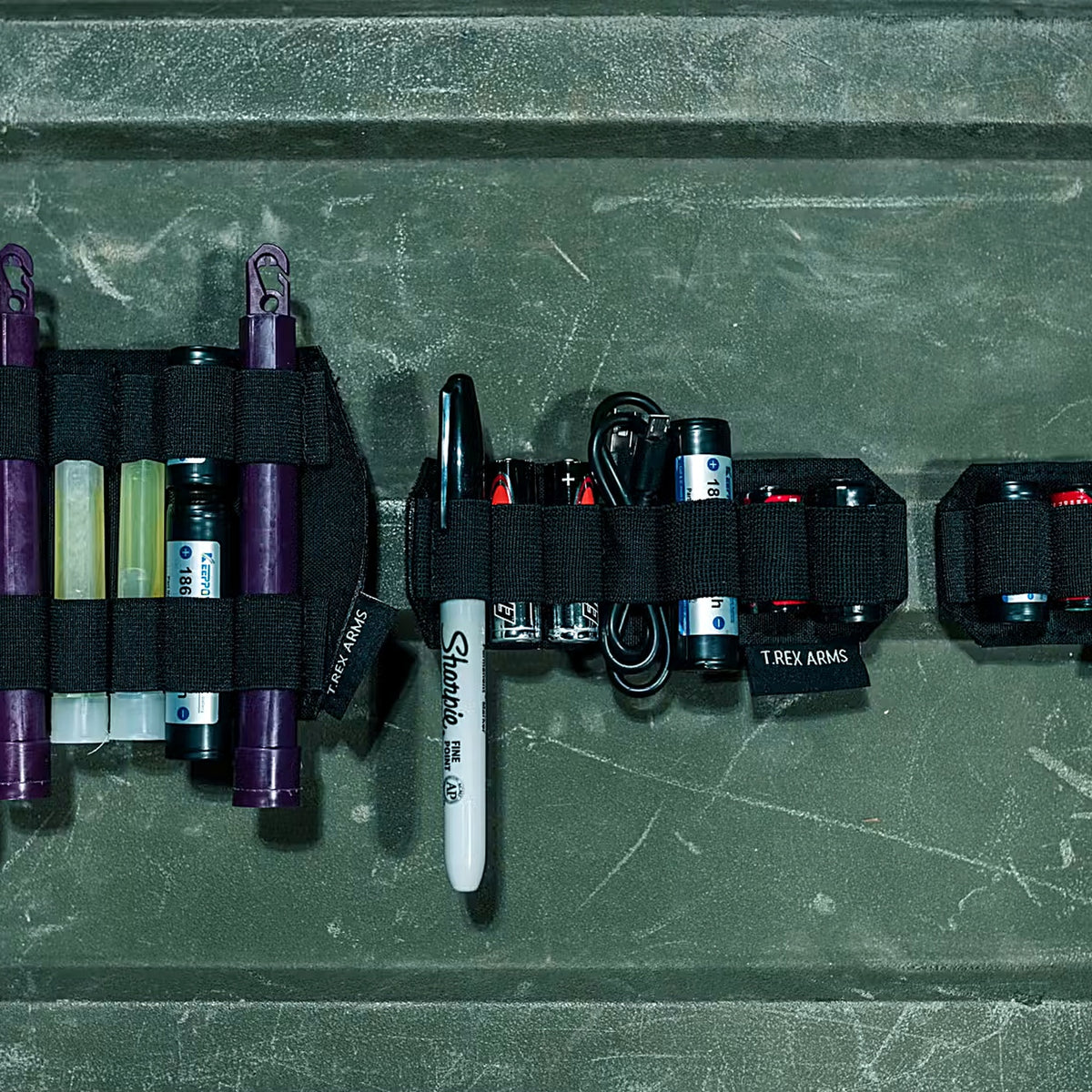 T.REX ARMS: Battery / Chemlight Holder