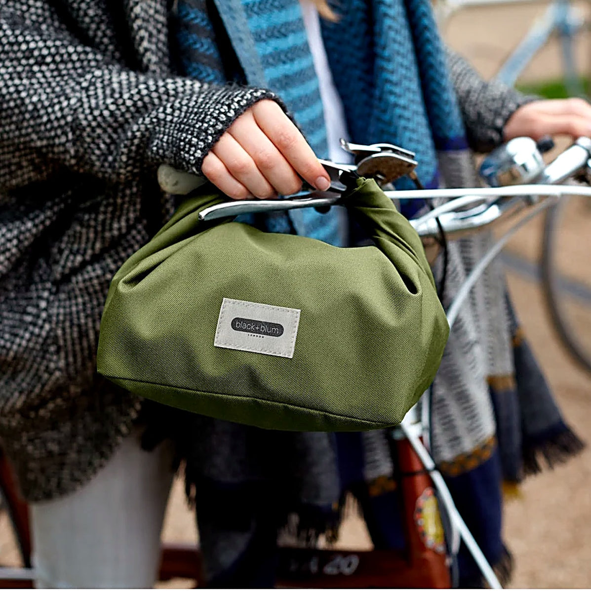 BLACK+BLUM: Lunch Bag 6.7L