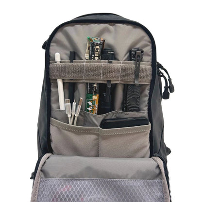 VERTX: Urban Ghost, 10L Sling Bag
